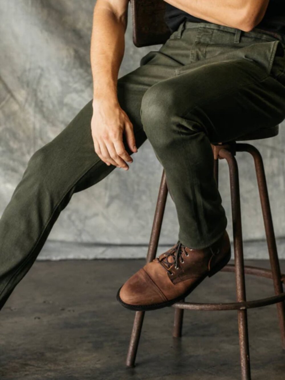 Military Green Denit® Stretch Chino in "Axe" by Hiroshi Kato - Picture 4 of 5
